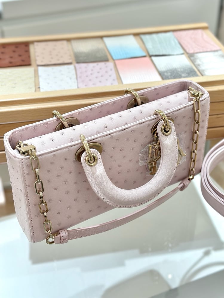 شنطة ديور D-joy مقاس 26cm