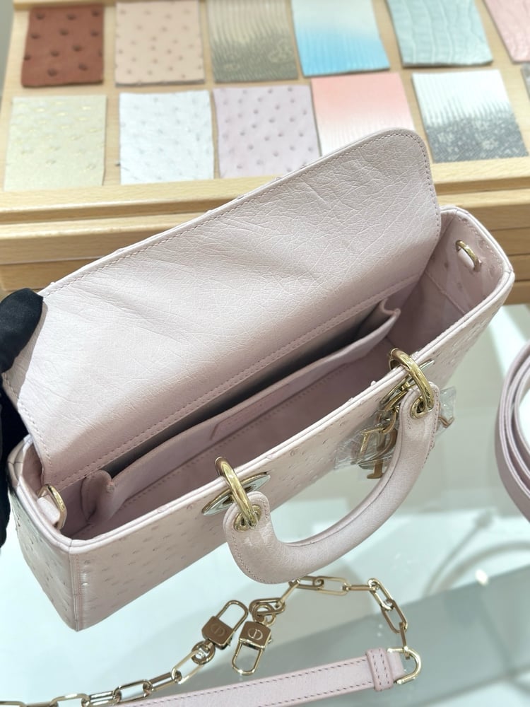 شنطة ديور D-joy مقاس 26cm