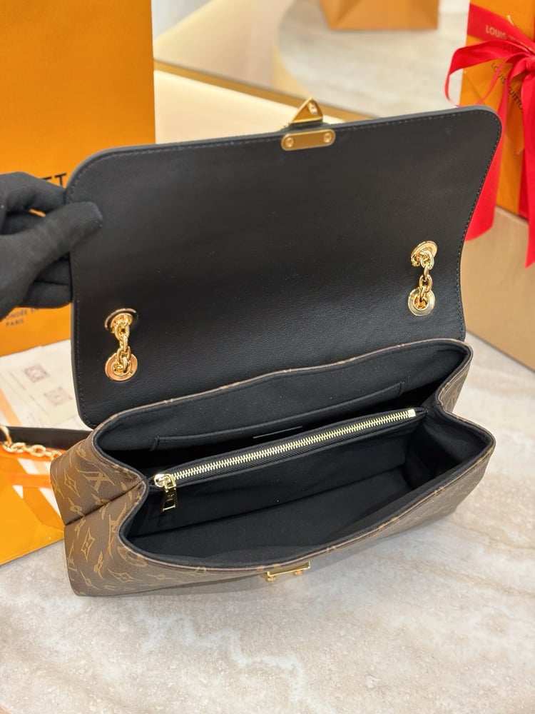 شنطة لويز فيتون مقاس 29cm
