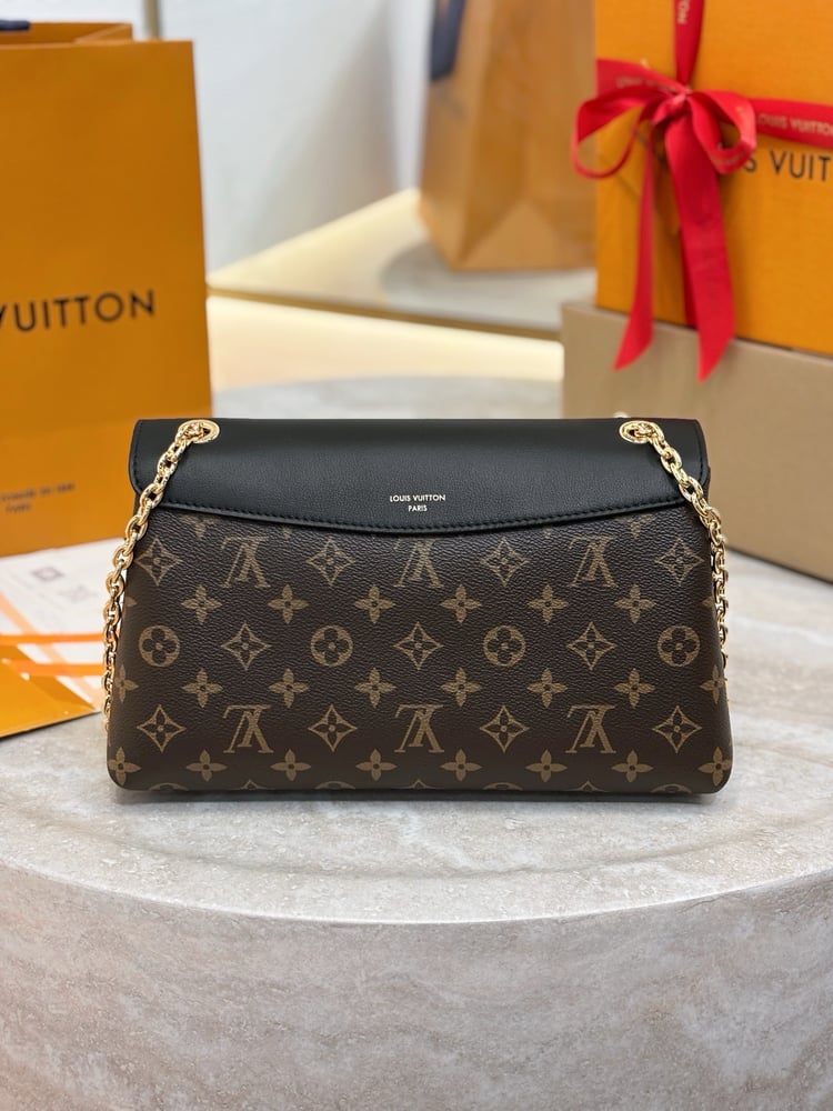 شنطة لويز فيتون مقاس 29cm