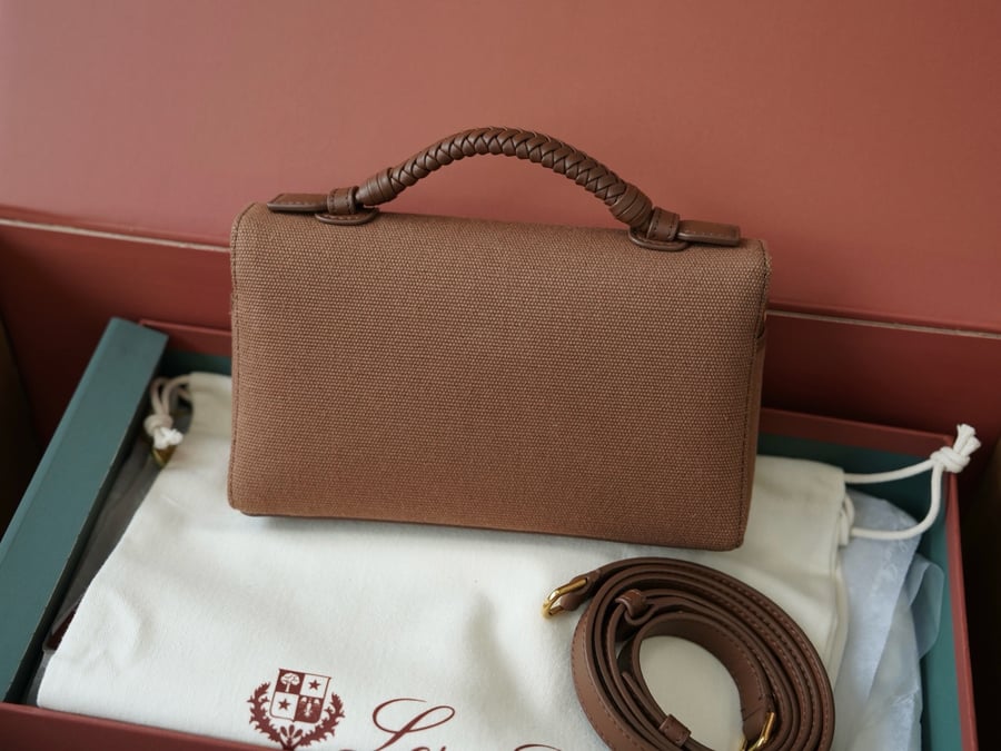شنطة لوربيانا Extra Pocket مقاس 19cm