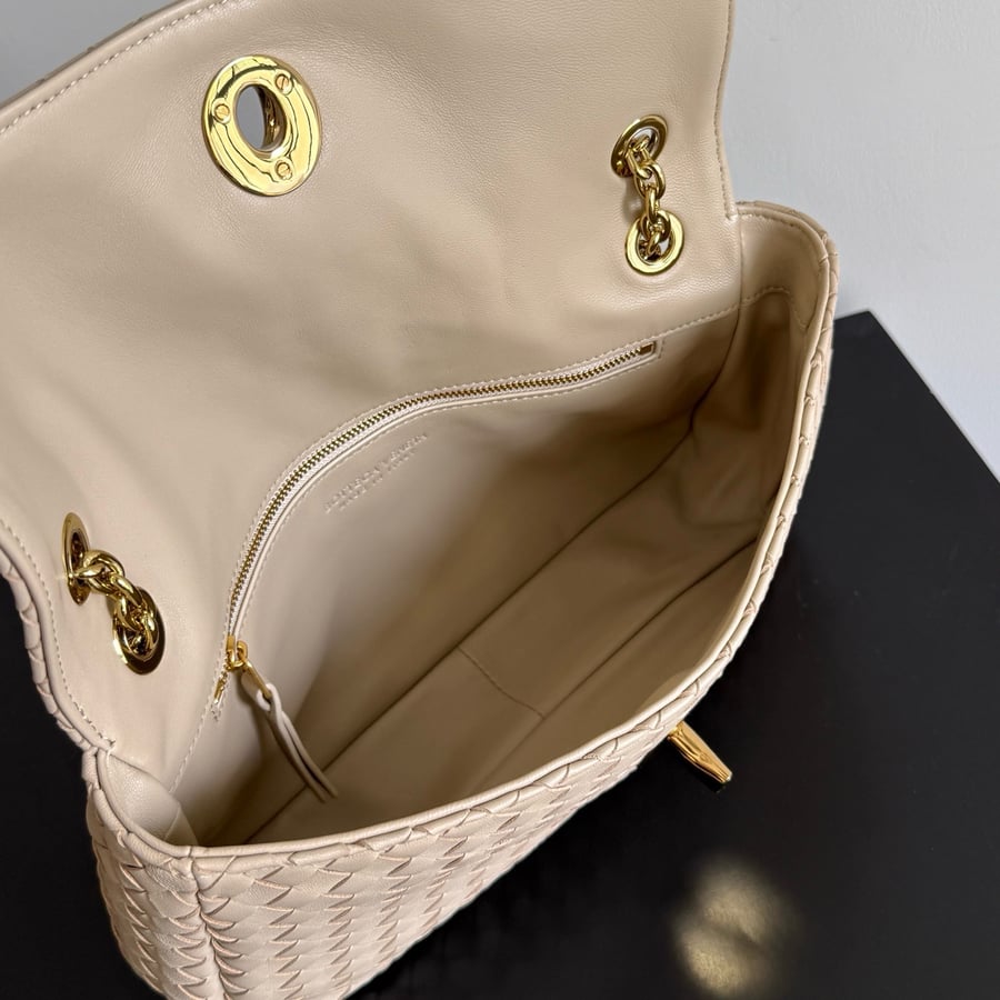 Boutique bag size 27cm