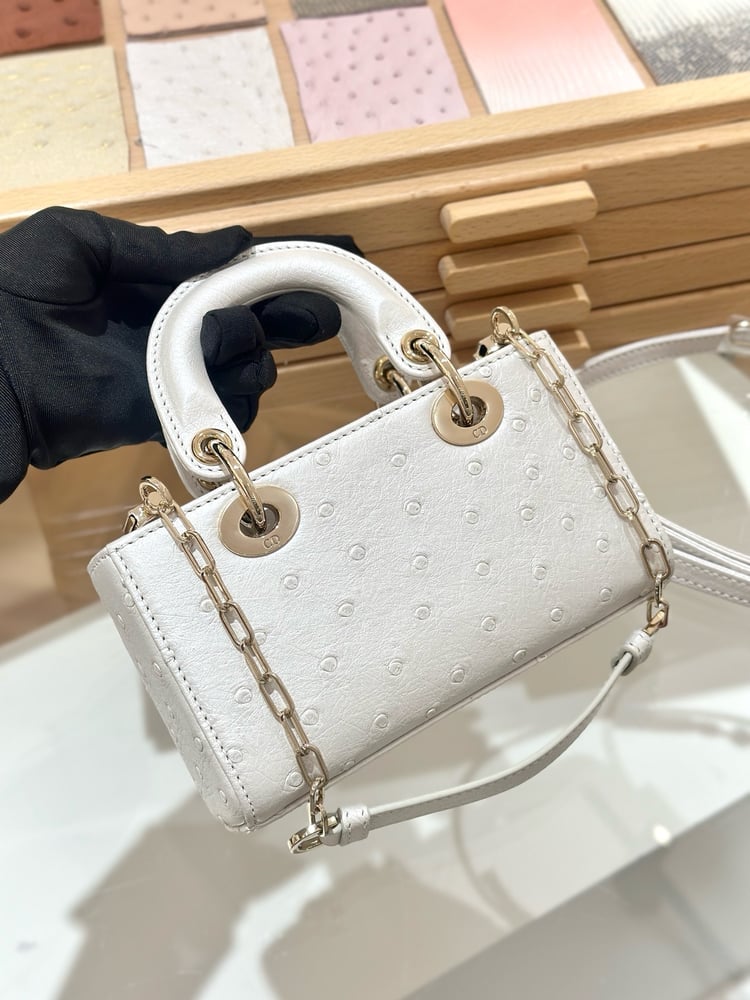 شنطة ديور D-joy مقاس 16cm