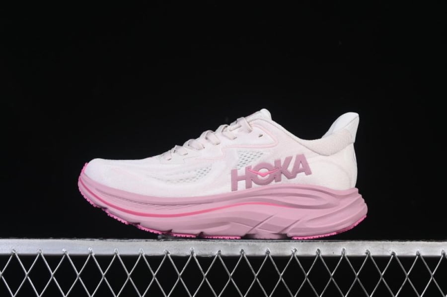 HOKA ONE ONE CLIFTON 10 WHITE/PINK