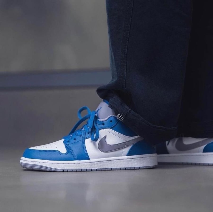 Air Jordan Low "True Blue"