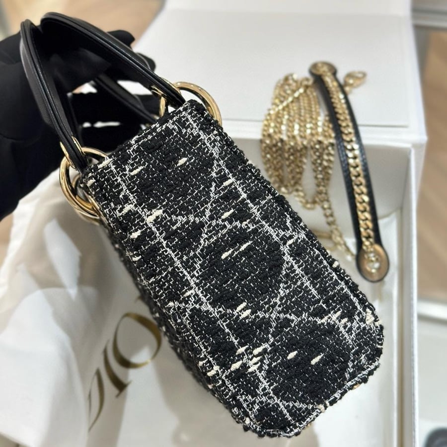 LADY DIOR