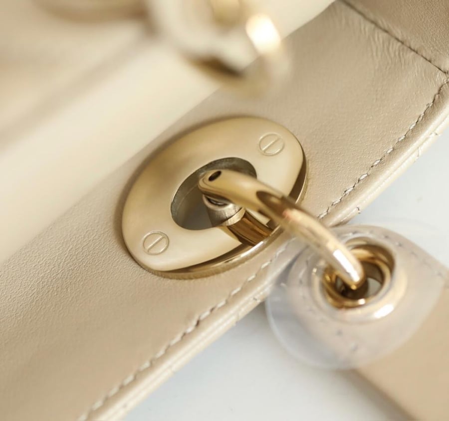LADY DIOR