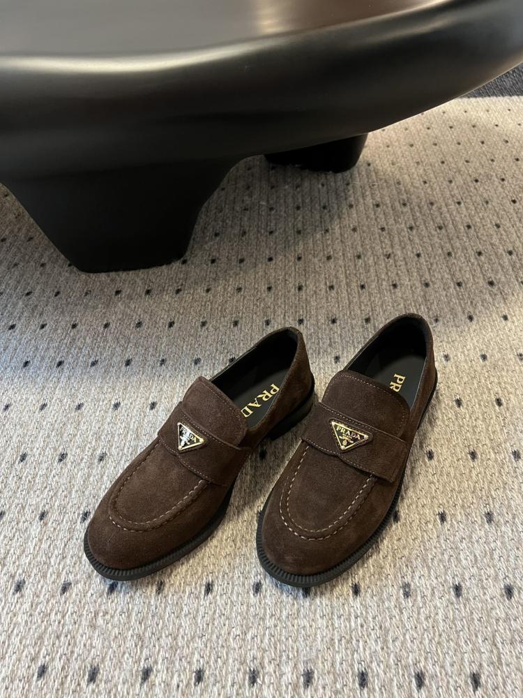 PRADA LOAFER