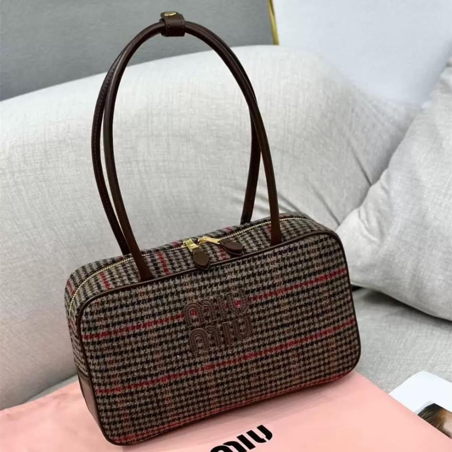 شنطة ميوميو - ٧ الوان -