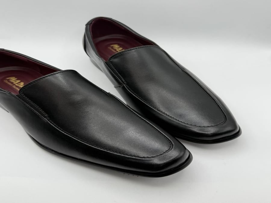 Formal shoes