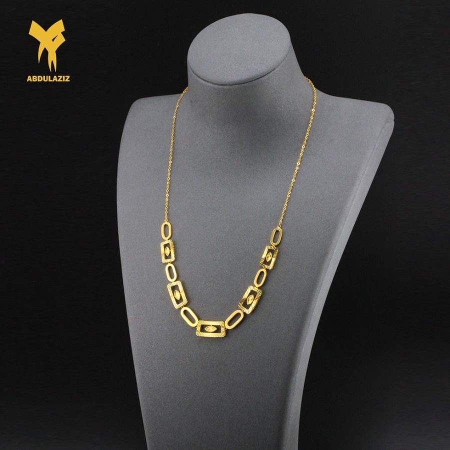 طقم ذهب عيار 21