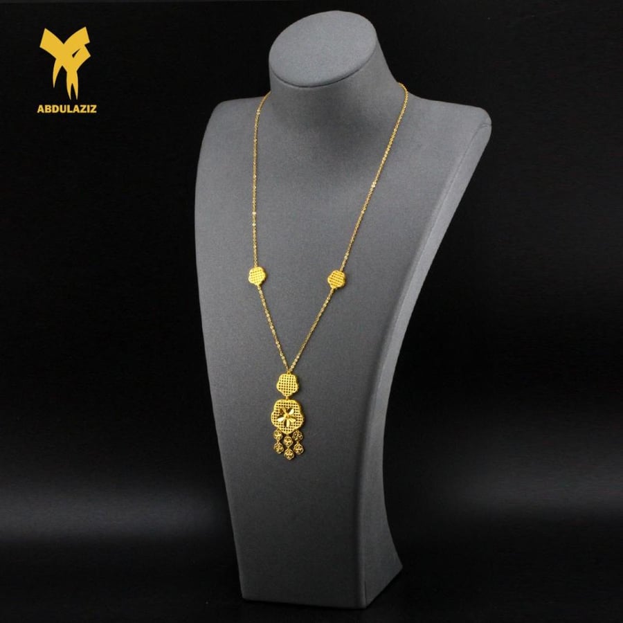 طقم ذهب عيار 21