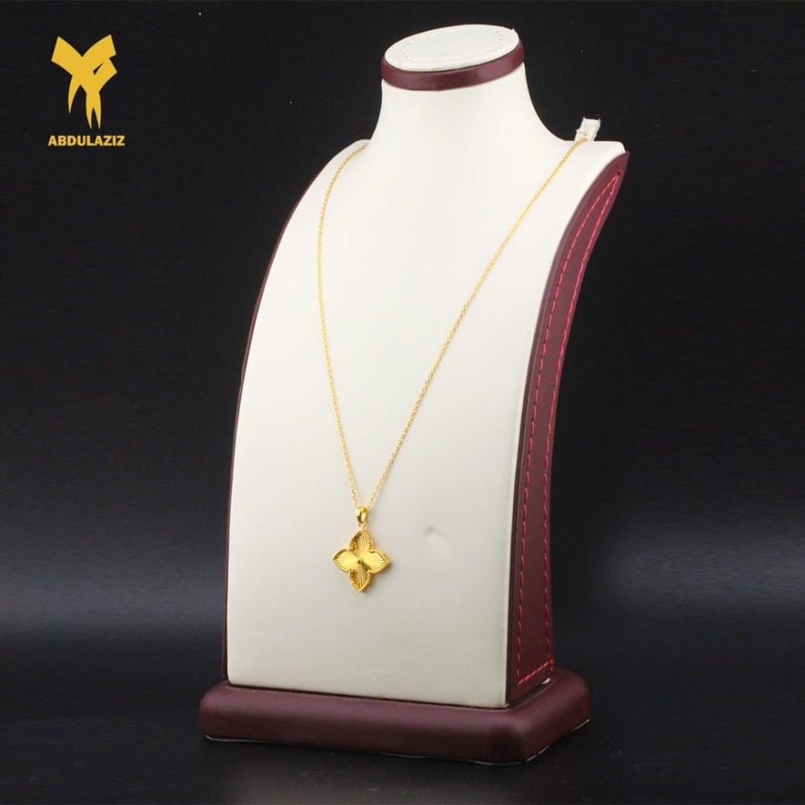 عقد ذهب عيار 21