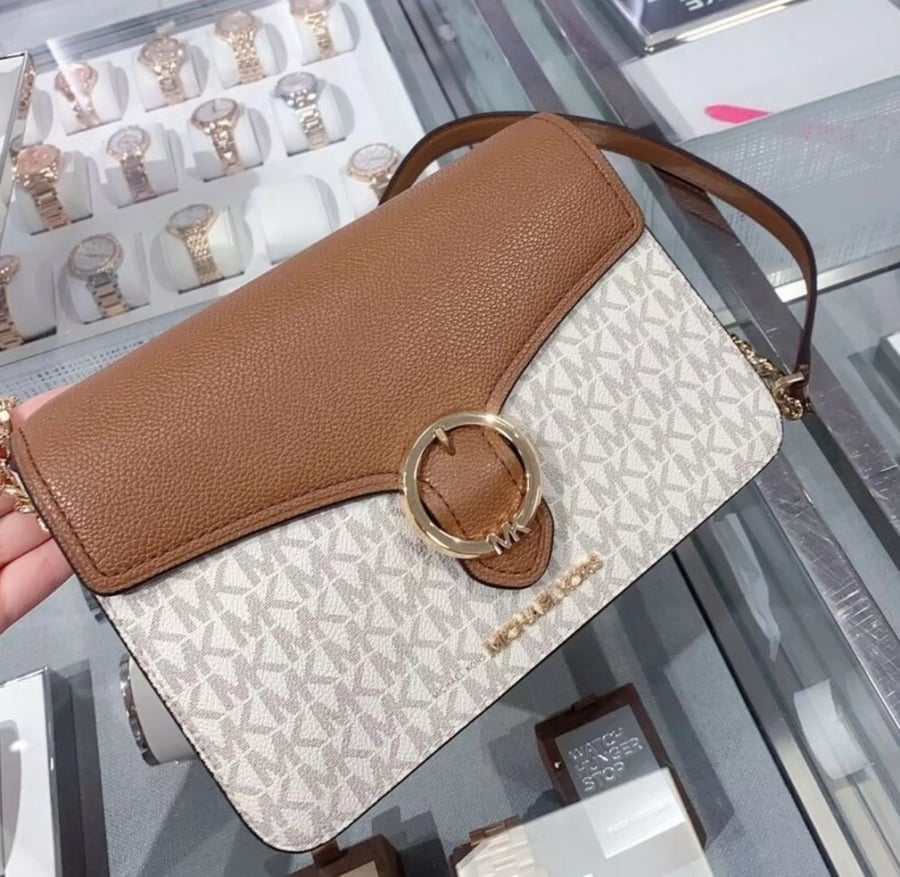 شنطه نسائيه michael kors