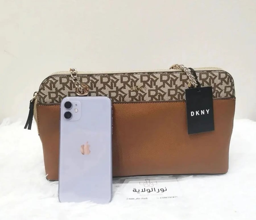 شنطة  Dkny
