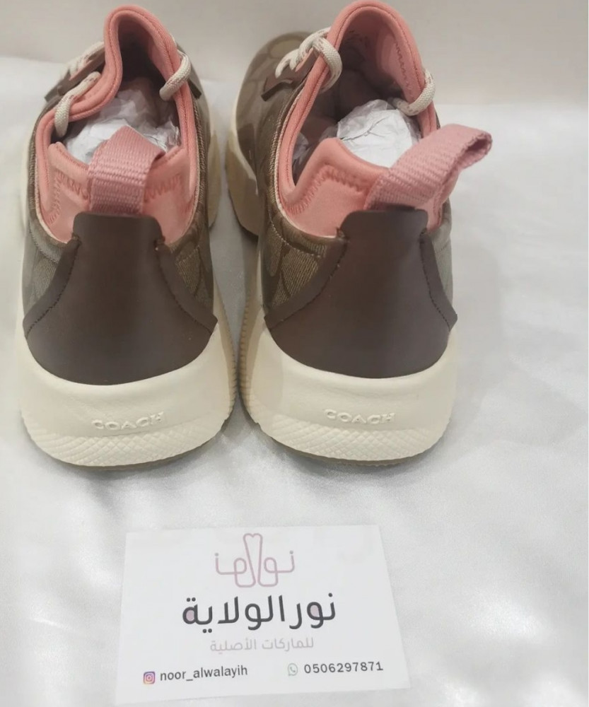 حذاء coach
