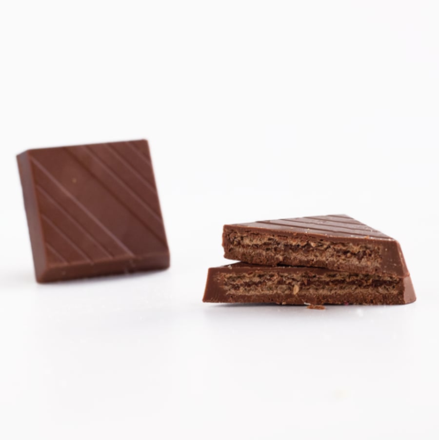 1 kilogram chocolate biscuit square
