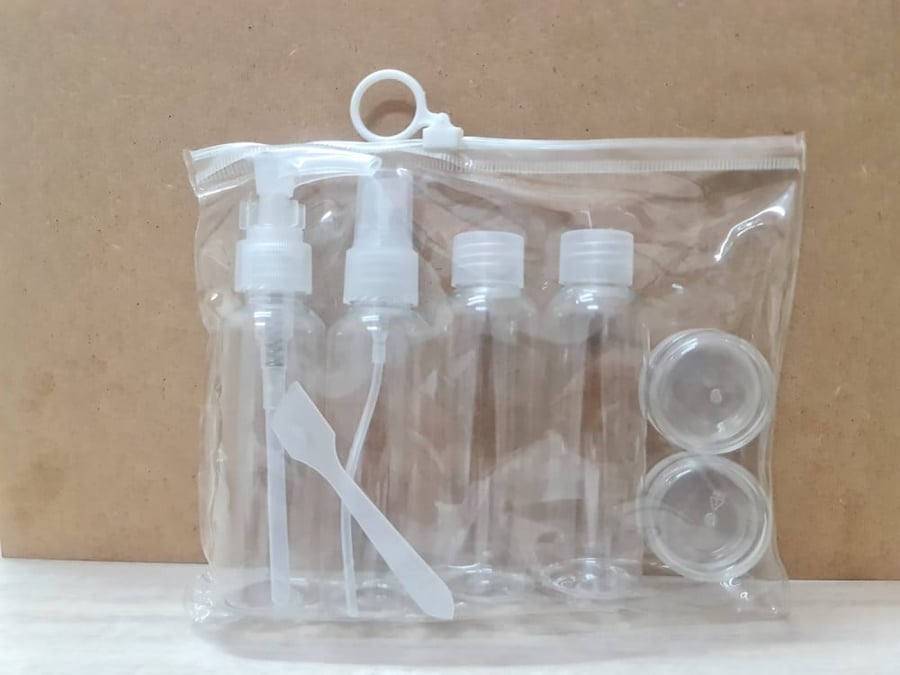 Liquid containers with a plastic bag long