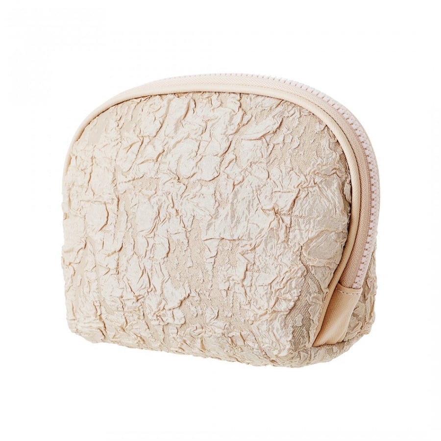 Makeup bag with wrinkles in the shape of a shell - apricot - 20x7x14 cm