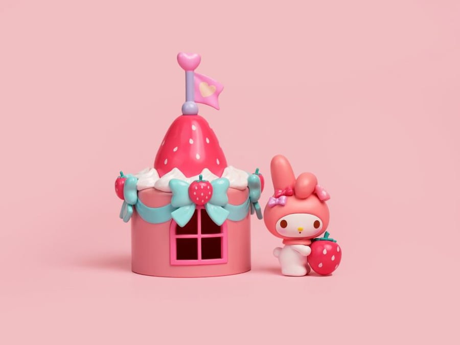 Surprise box with a random figure of My Melody and My Sweet piano roll play - one piece