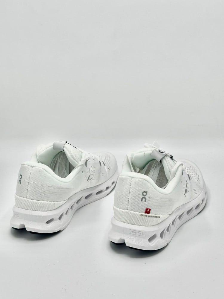 حذاء | ON Cloudsurfer Off White