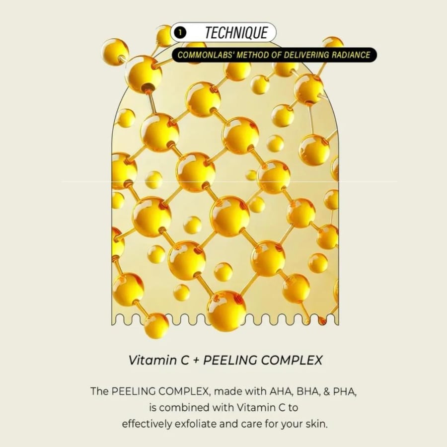 COMMONLABS - Vitamin C Brightening Peeling Toner  كومونلابس - تونر تقشير فيتامين C لتفتيح البشرة 200مل