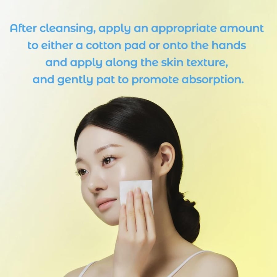 COMMONLABS - Vitamin C Brightening Peeling Toner  كومونلابس - تونر تقشير فيتامين C لتفتيح البشرة 200مل