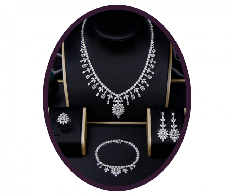 Pure silver set, diamond design - [0004]