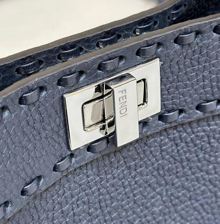 فندي بيكابو ايكونك مقاس 23سم