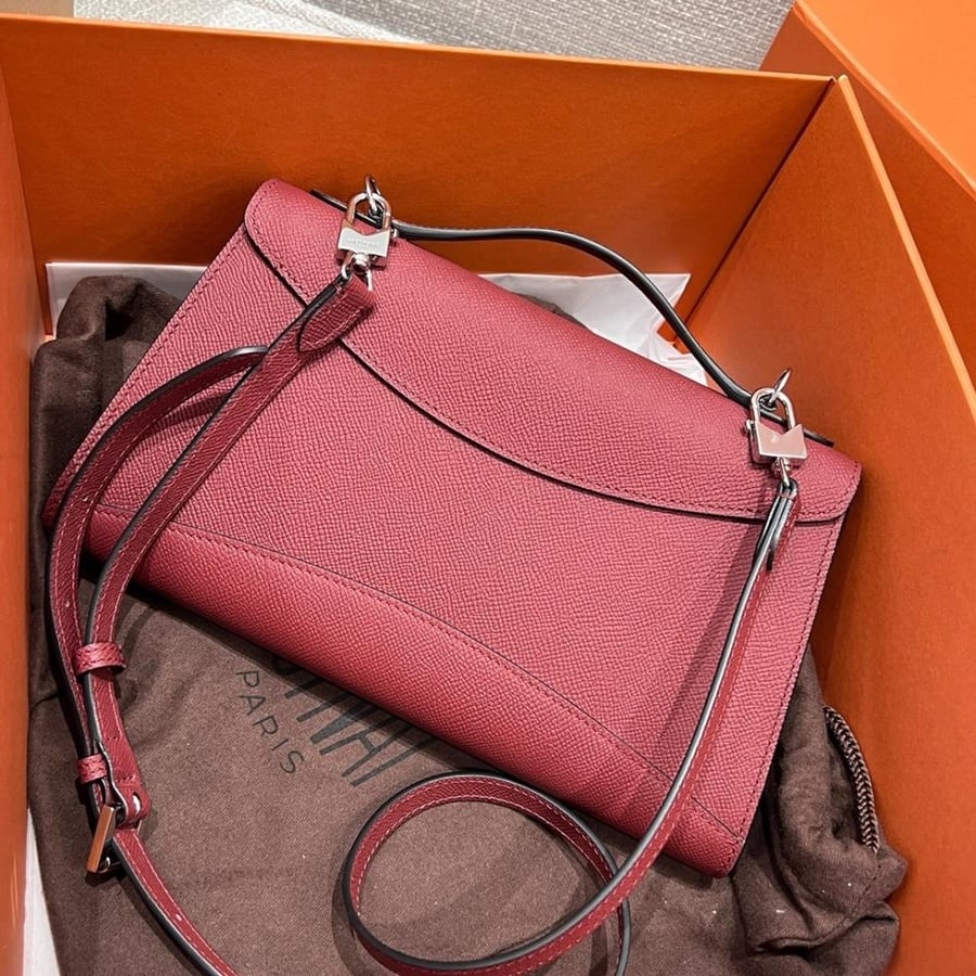 موينات Gabrielle Clutch مقاس 26cm