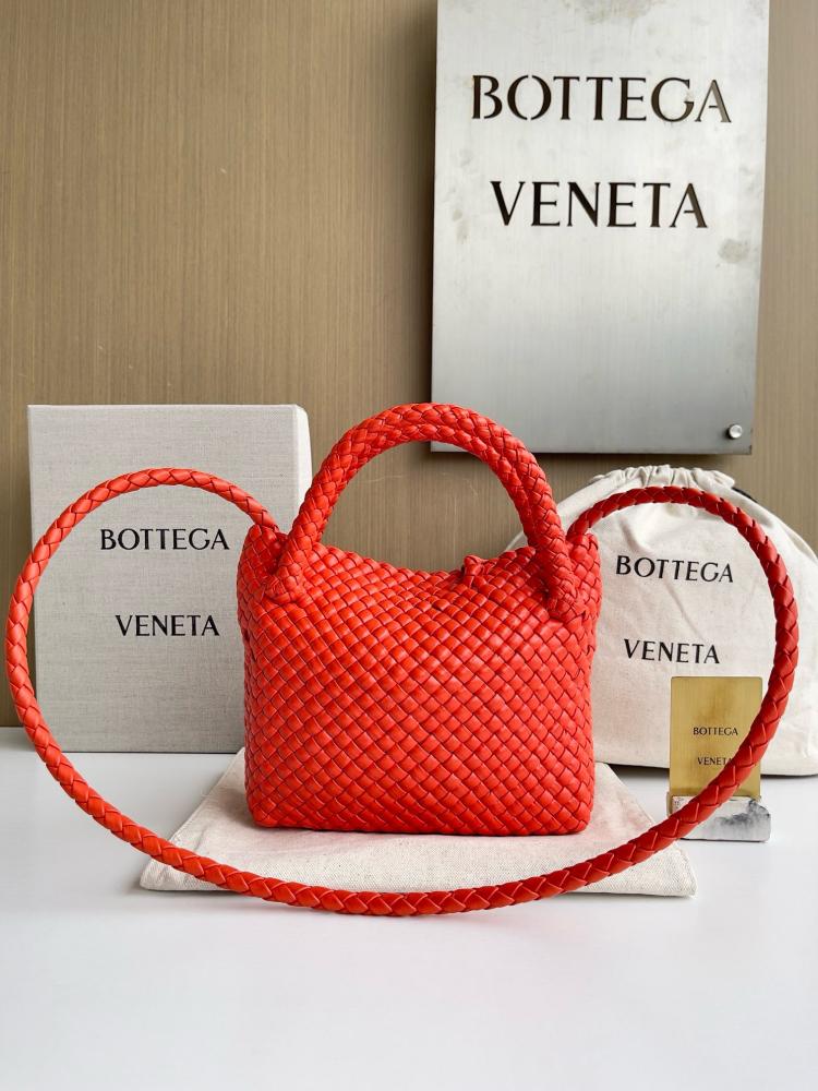 بوتيقا Tosca مقاس 20cm