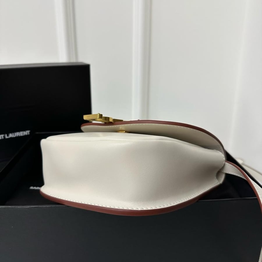 سان لوران kaia مقاس 18cm