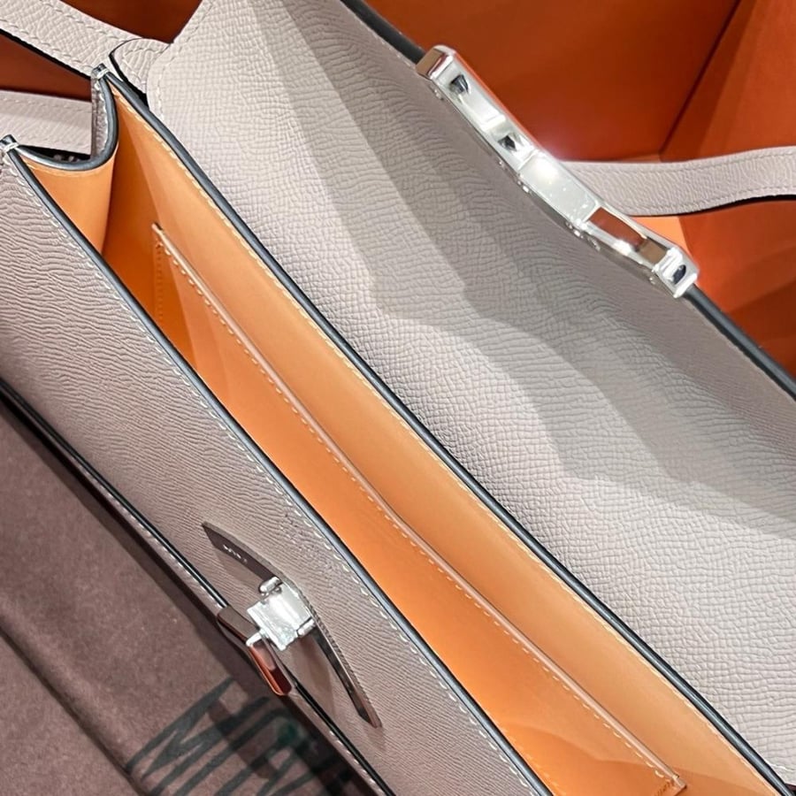 موينات Gabrielle Clutch مقاس 26cm