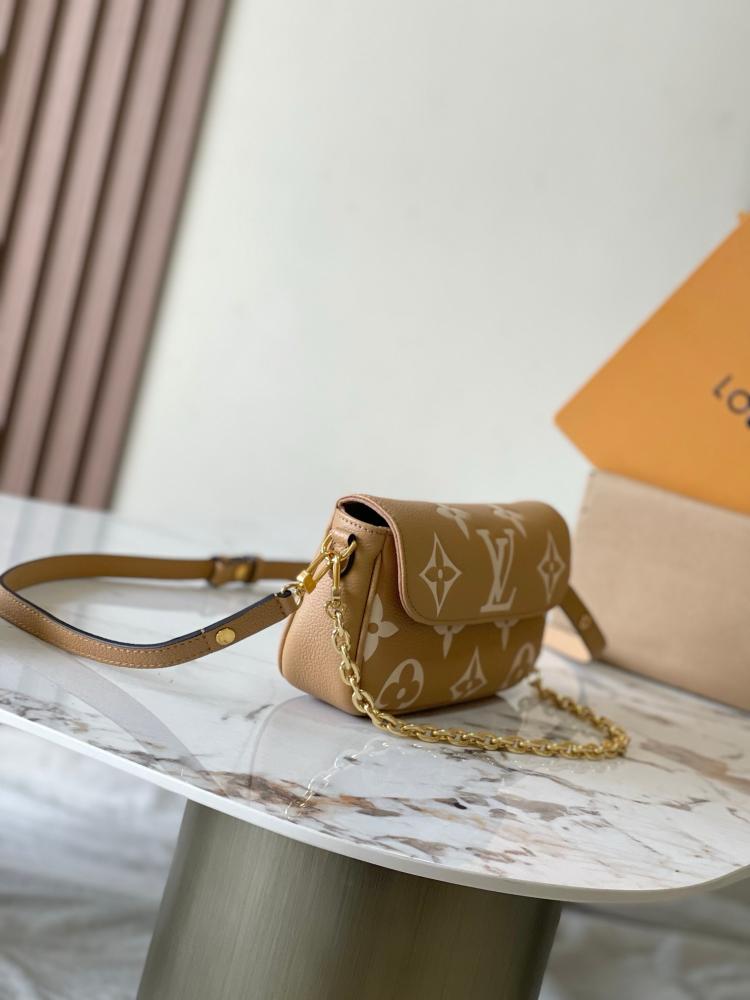لوي فيتون Wallet On Chain مقاس 23.5cm