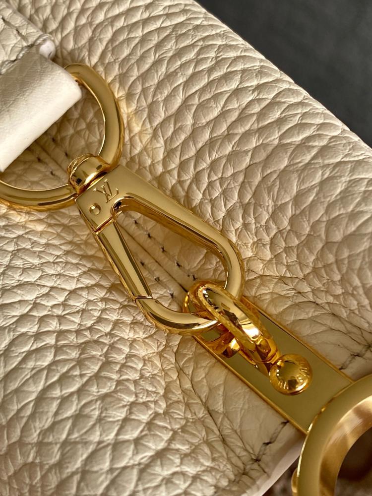 لوي فيتون Capucines مقاس 21cm