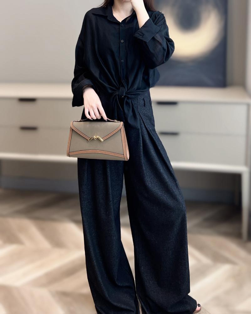 موينات Gabrielle Clutch مقاس 26cm