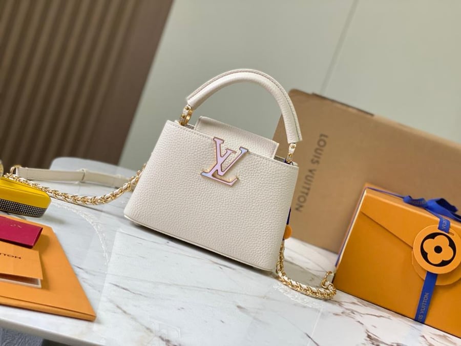 لوي فيتون Capucines مقاس 21cm