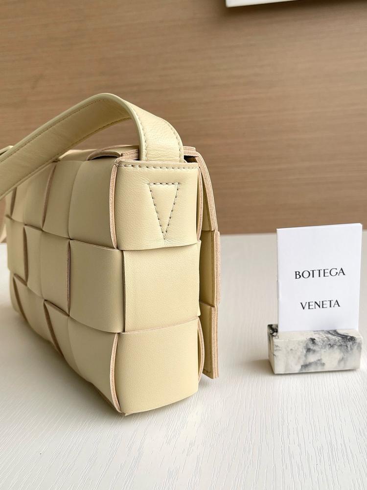Boutique cassette size 23cm