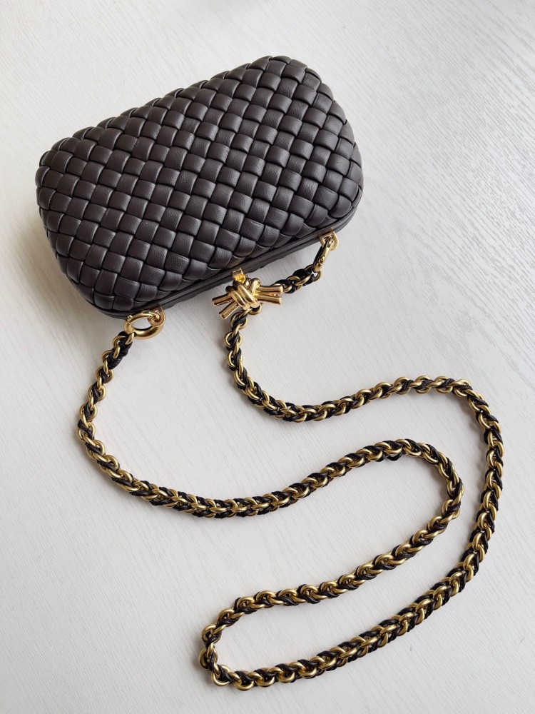 بوتيقا Knot مقاس 19cm