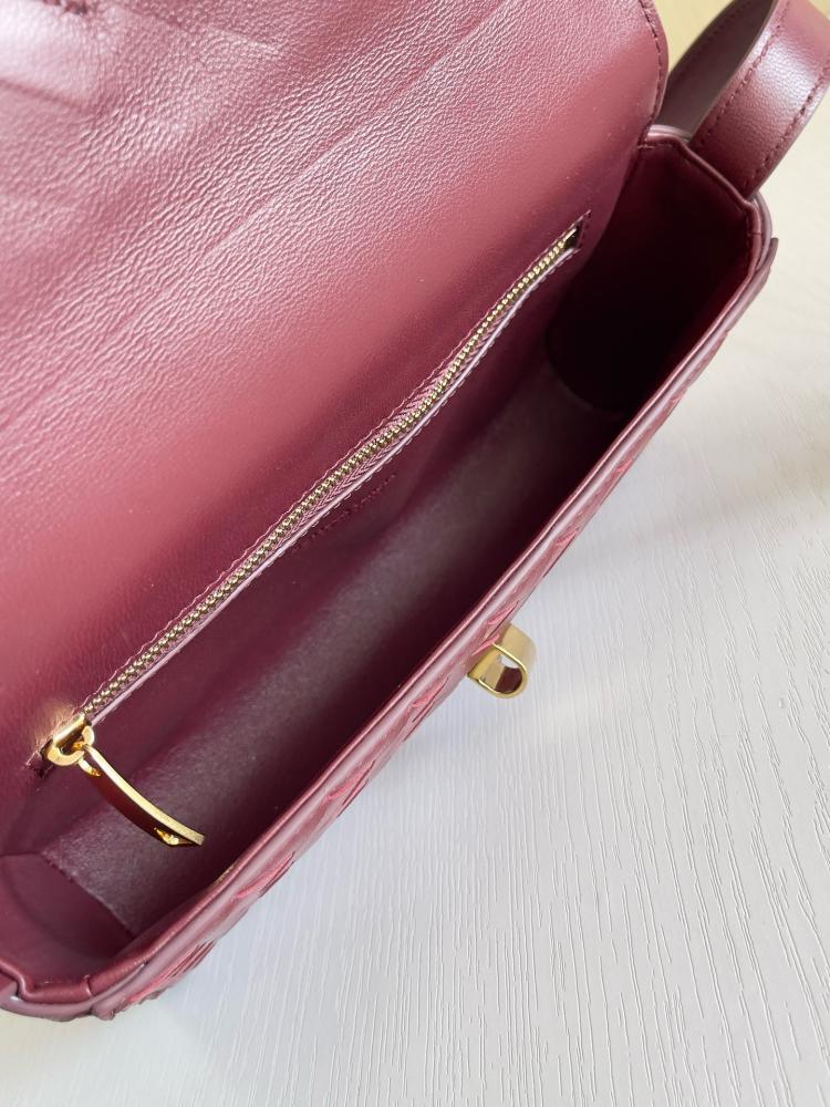 بوتيقا Andiamo مقاس 21.5cm