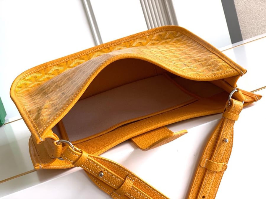 جويارد Goyard Musette مقاس 28cm