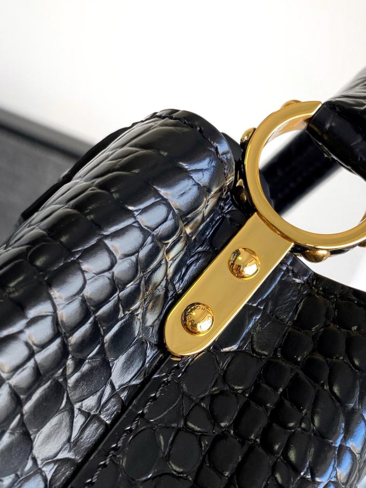 لوي فيتون Capucines مقاس 21cm