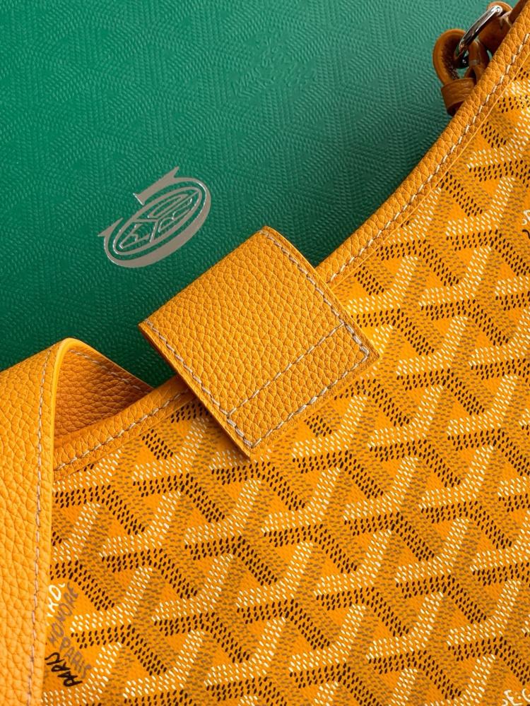 جويارد Goyard Musette مقاس 28cm
