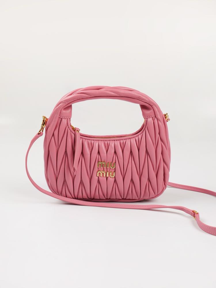 Miu Miu Wander Matelassé size 20cm
