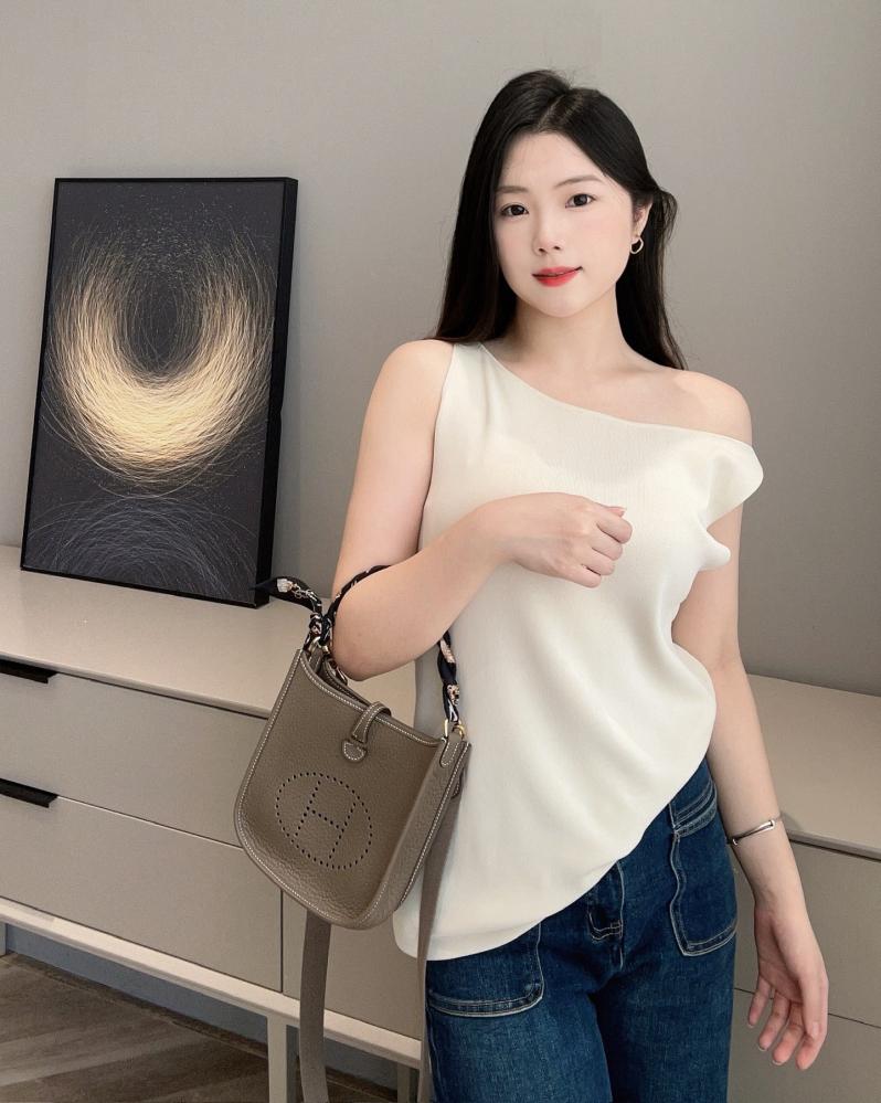 ايرميز Evelyne مقاس 16cm