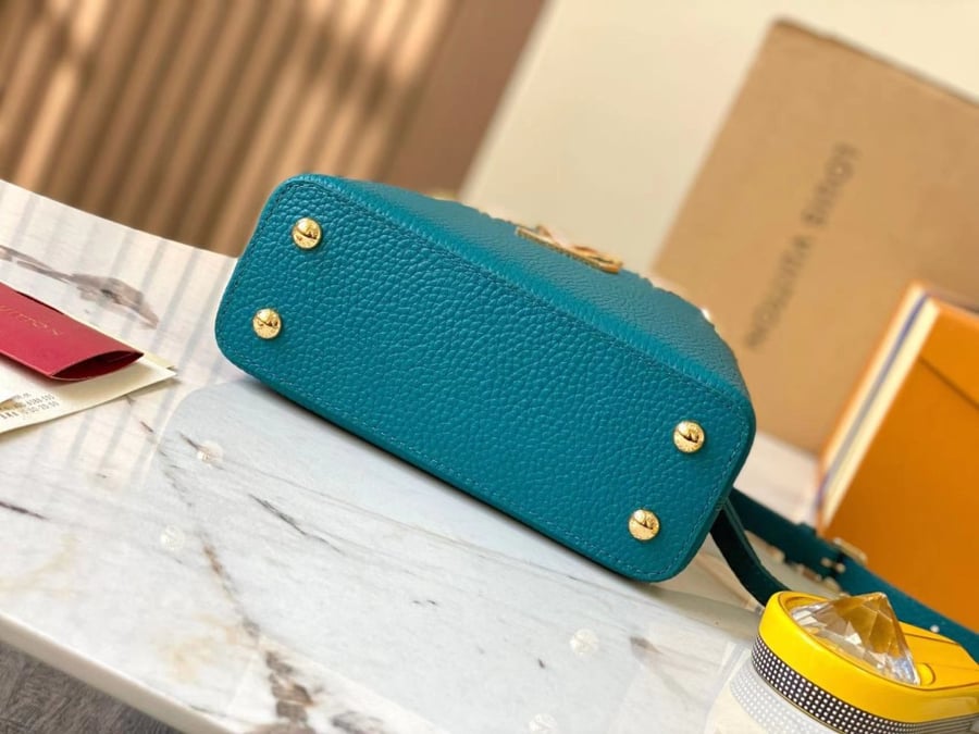 لوي فيتون كابسين ميني 21cm