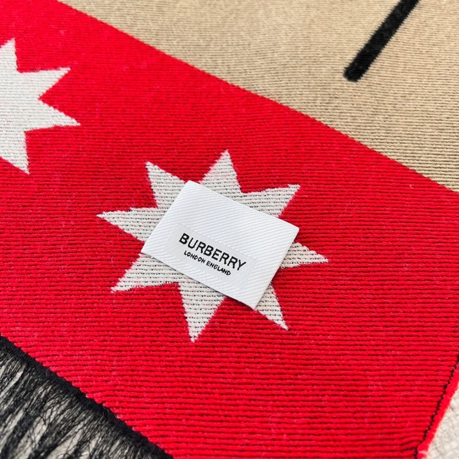 Burberry scarf size 188*33
