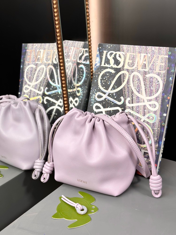 لويفي Flamenco purse مقاس 23cm