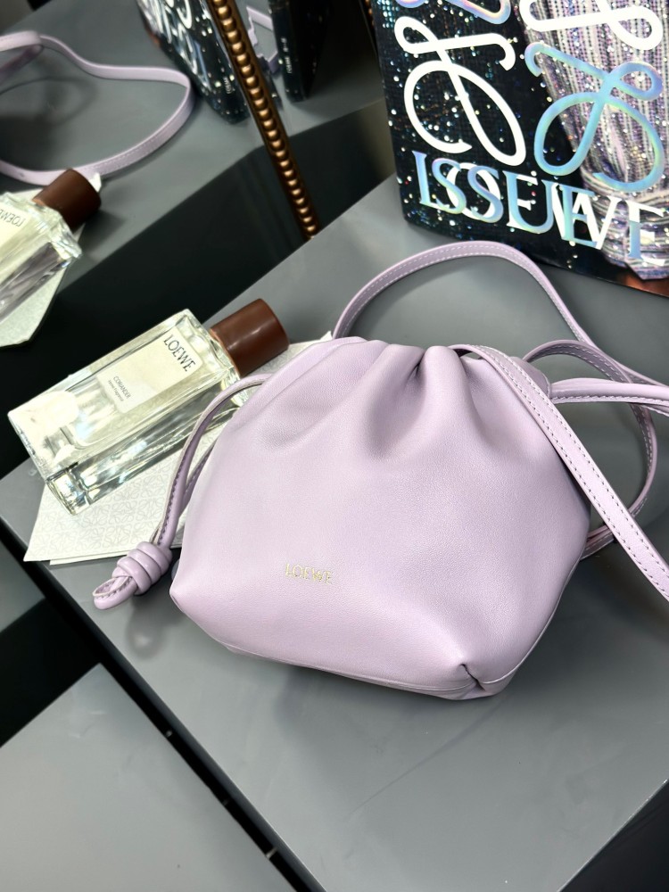 لويفي Flamenco purse مقاس 23cm