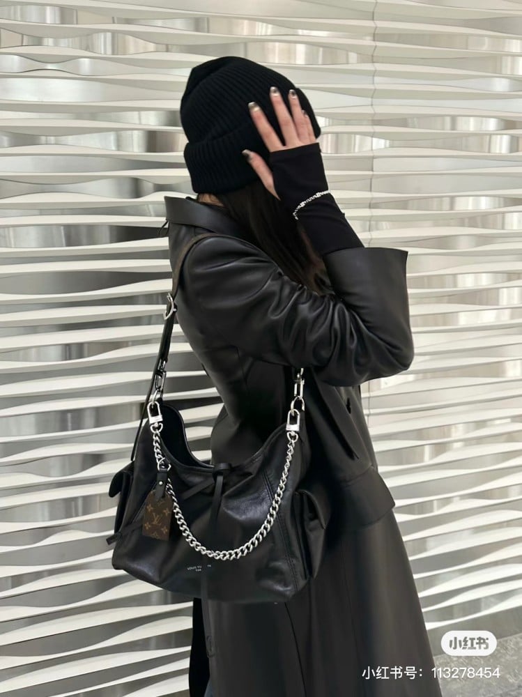 لوي فيتون CarryAll مقاس 39cm
